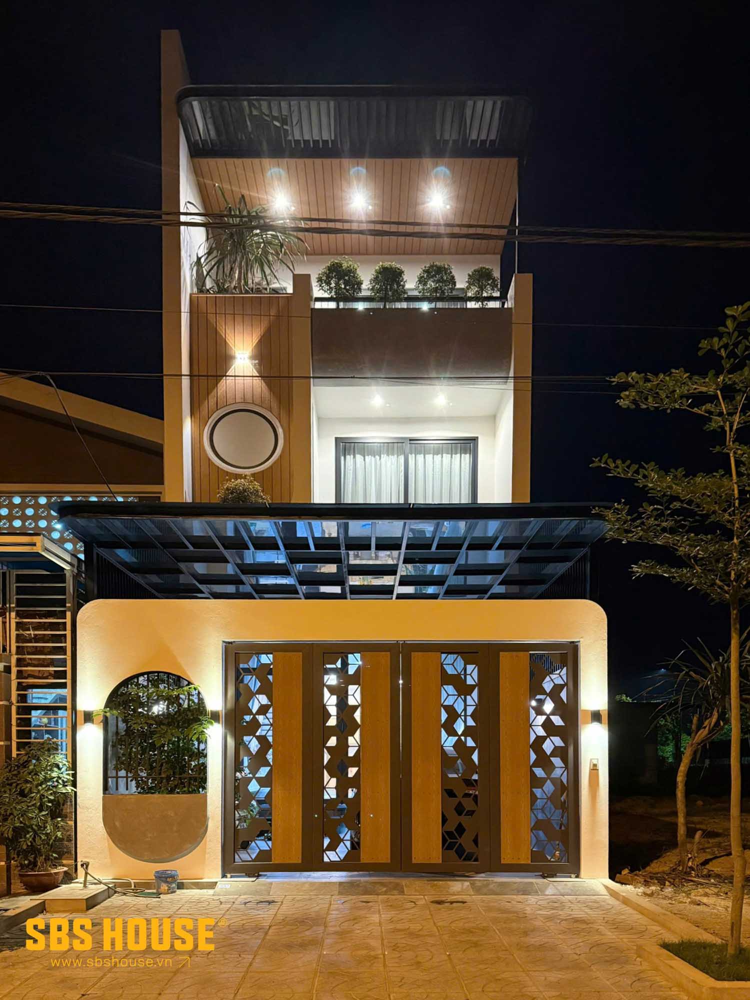 ảnh feedback mặt tiền khách hàng gửi về SBS HOUSE