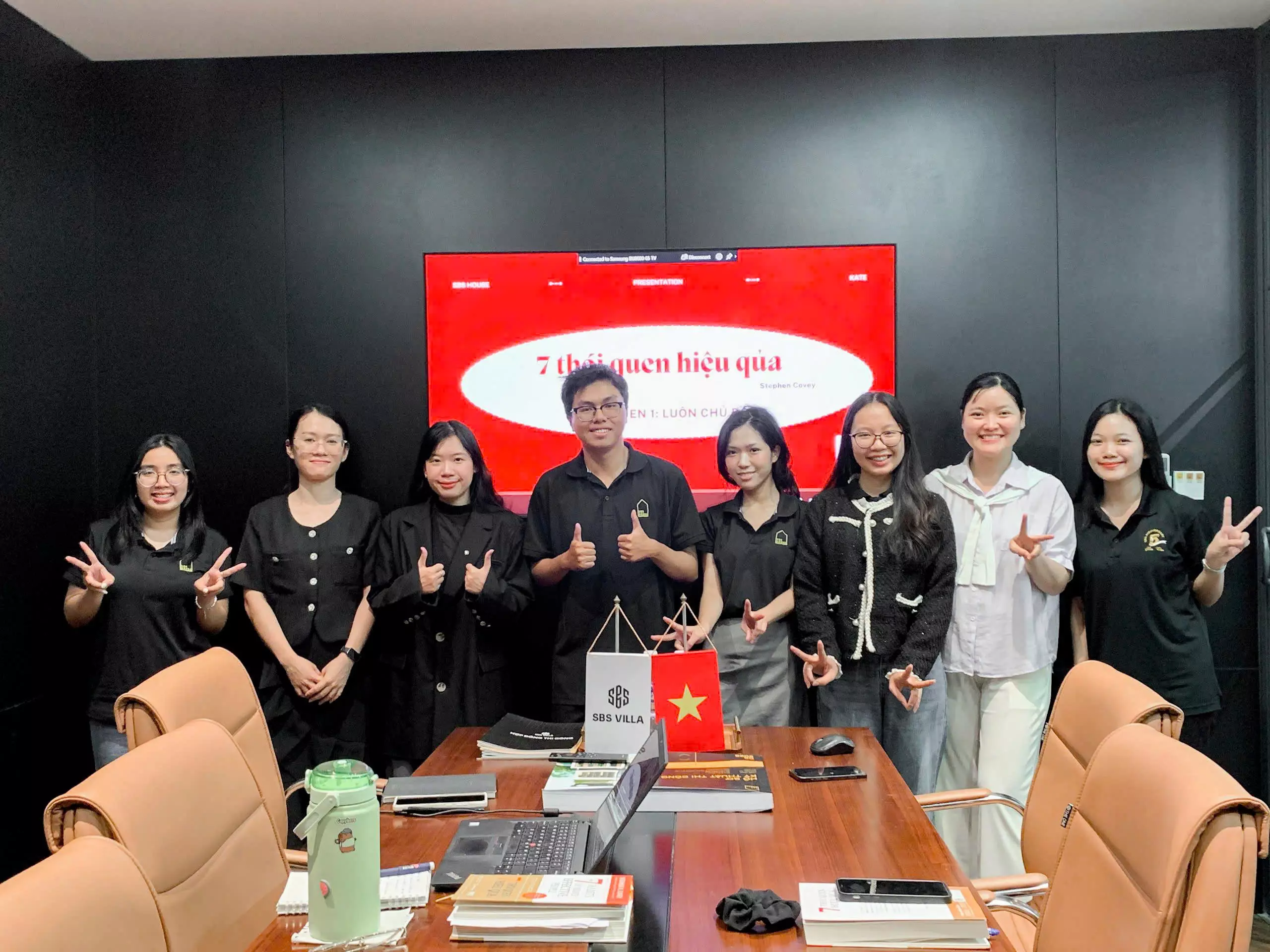 Thành Hưng và hành trình “chuyển mình” từ vị trí nhân viên lên vai trò quản lý. 