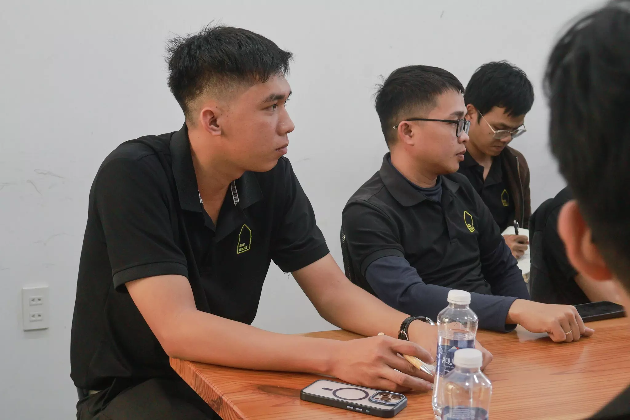 Học hỏi cũng đồng nghĩa với việc sẵn sàng thừa nhận rằng mình chưa biết đủ